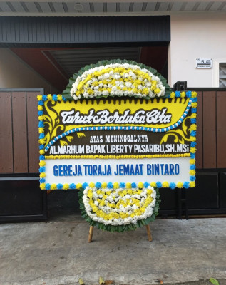 Papan Bunga Duka di Padarincang